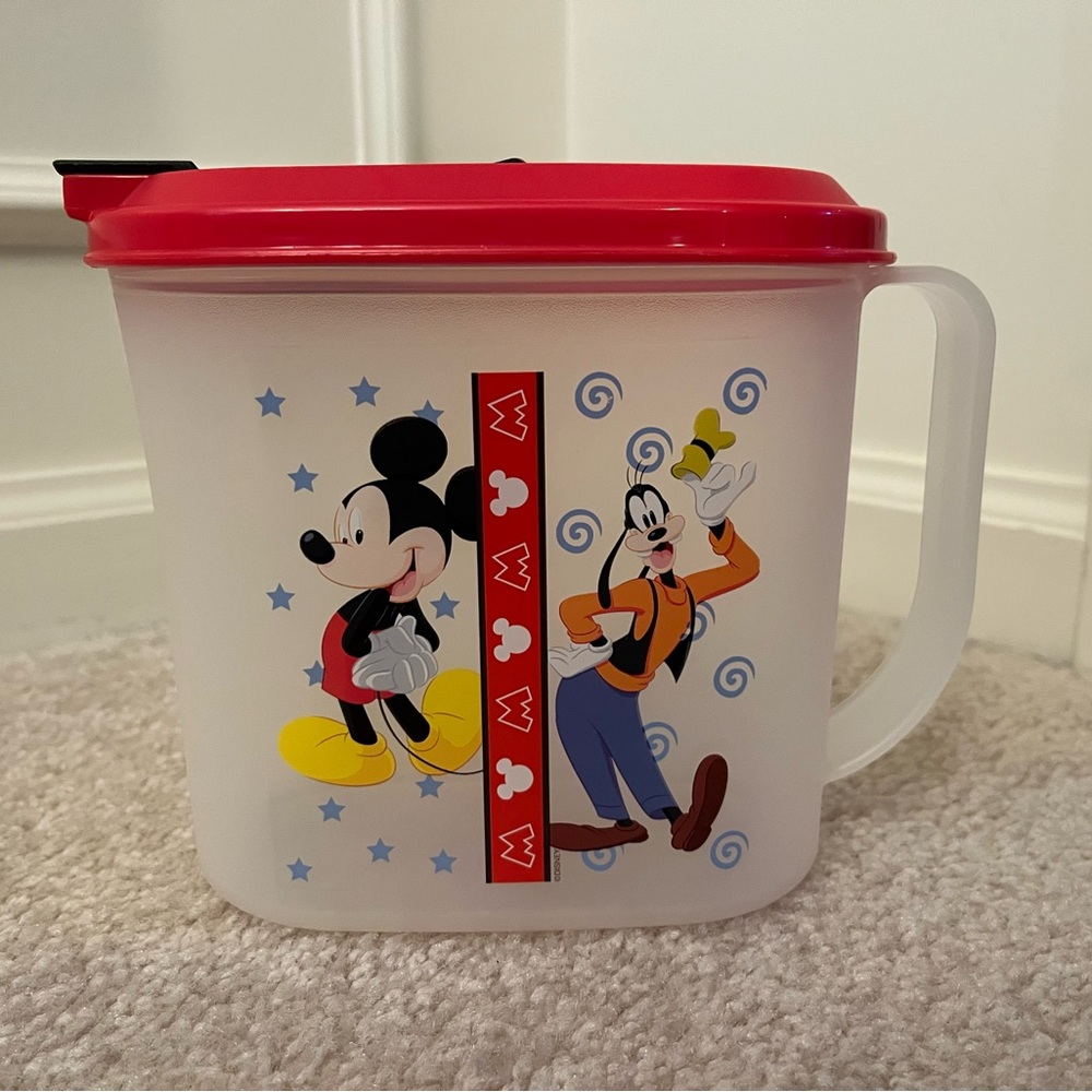 Vintage Tupperware Disney 1 quart slimline pitcher